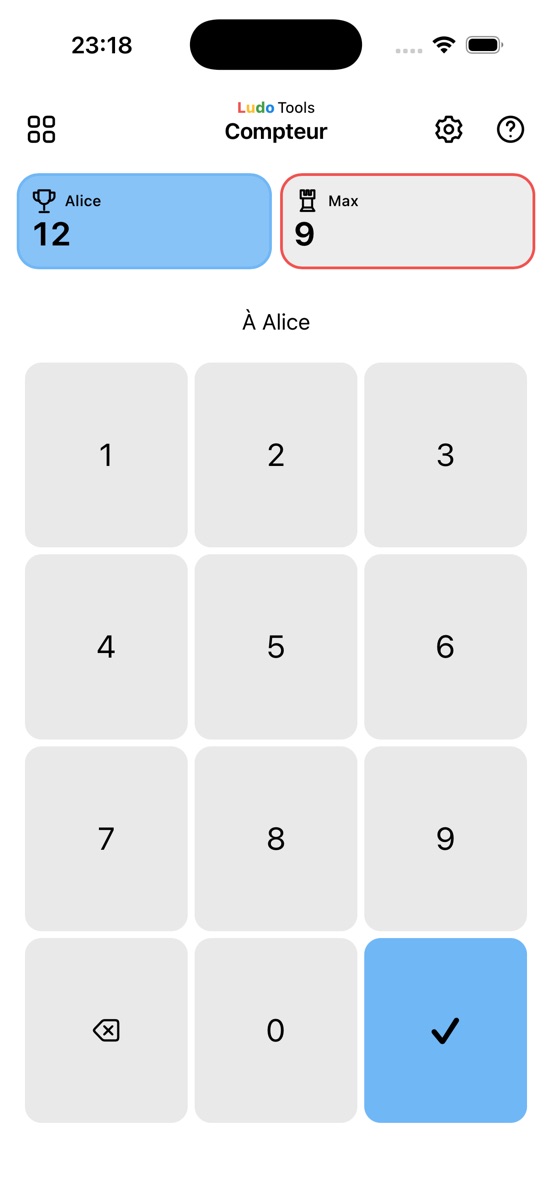 Compteur de points : Alice a 12 points et Max en a 9.